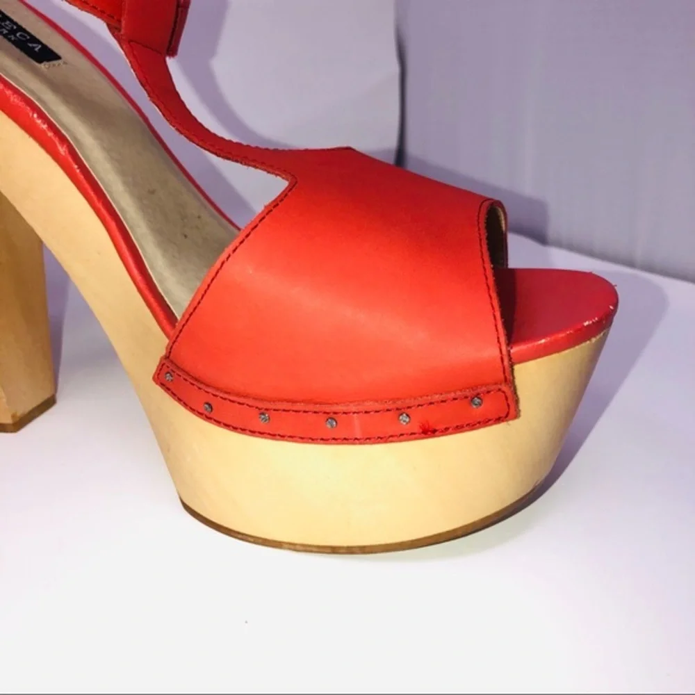 Messeca New York Open Toe Platform Heels Red Wood Heel Size 9.5